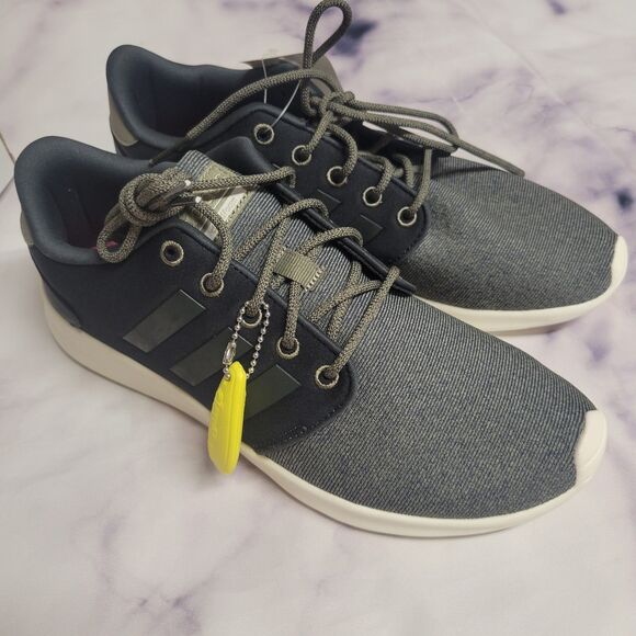 Adidas Cloudfoam QT Racer Sneaker Carbon/Trace Cargo Womens size 7.5 - Picture 1 of 4